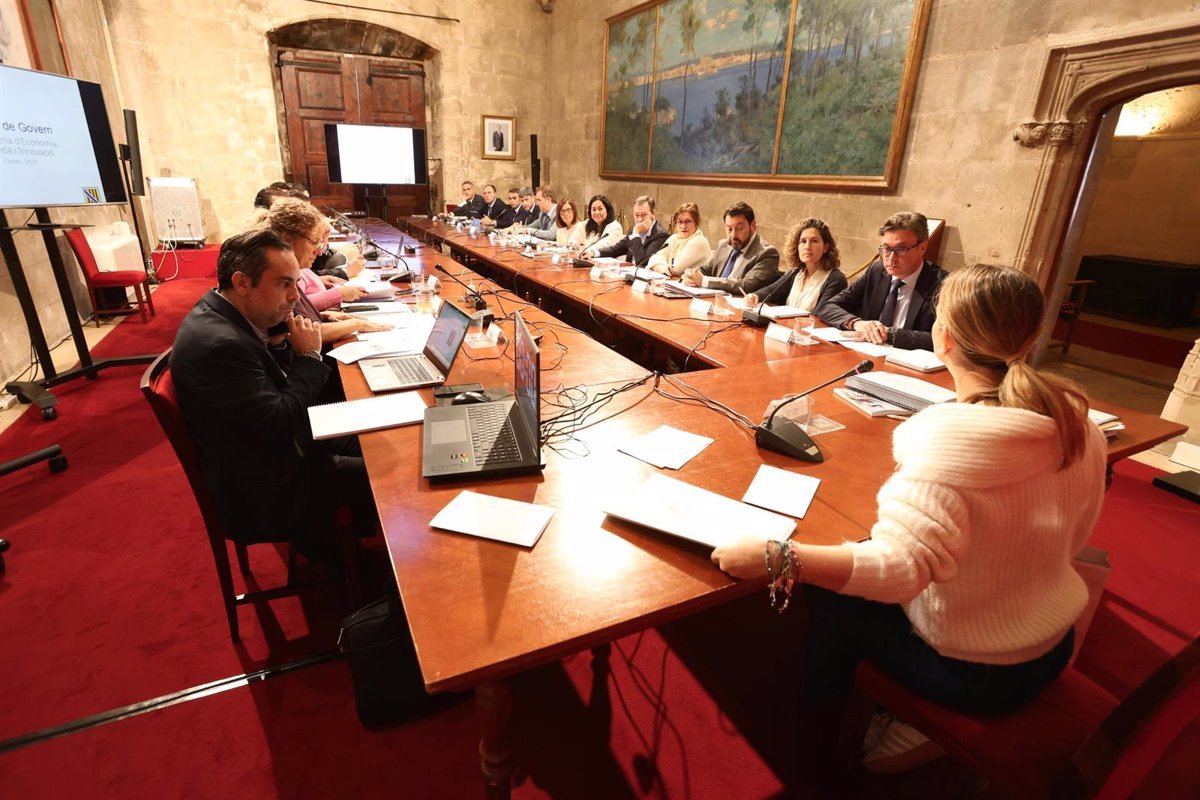 1736410264_Prohens-se-reunira-con-ministros-para-abordar-iniciativas-del-Gobierno.jpg