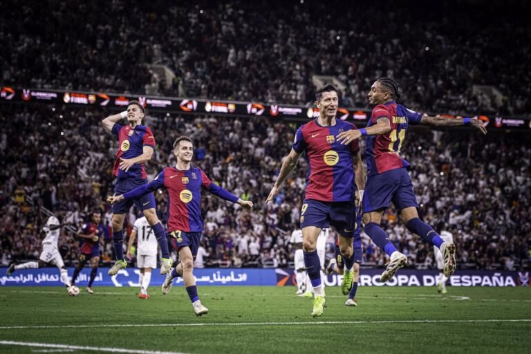1736717304_El-FC-Barcelona-se-corona-campeon-de-la-Supercopa-de.jpg