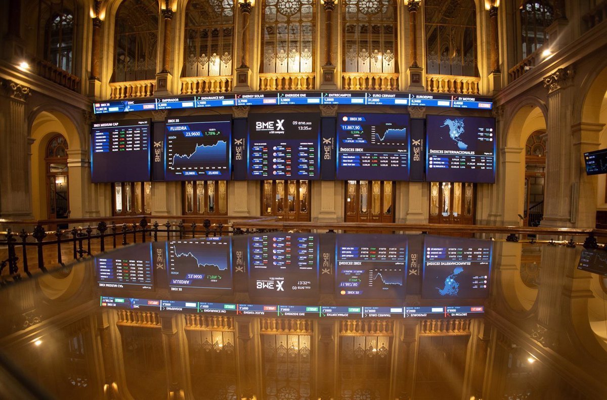 1737147315_El-Ibex-35-supera-los-11900-puntos-por-inflacion-y.jpg