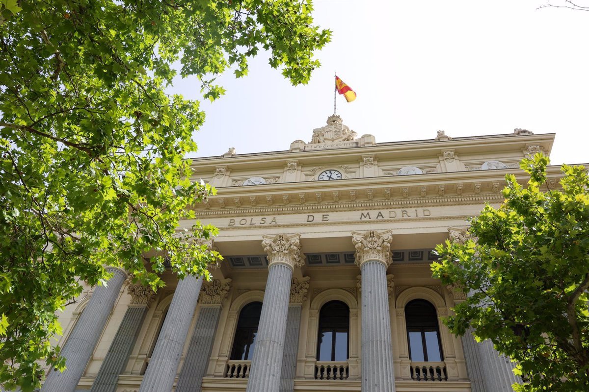 1739301788_IBEX-35-se-eleva-un-052-gracias-al-banco-tras.jpg