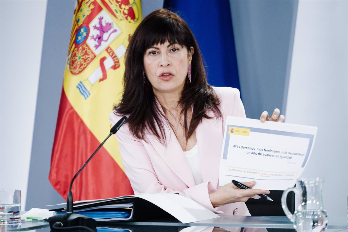 El-88-de-las-excedencias-por-cuidado-de-hijos-son.jpg