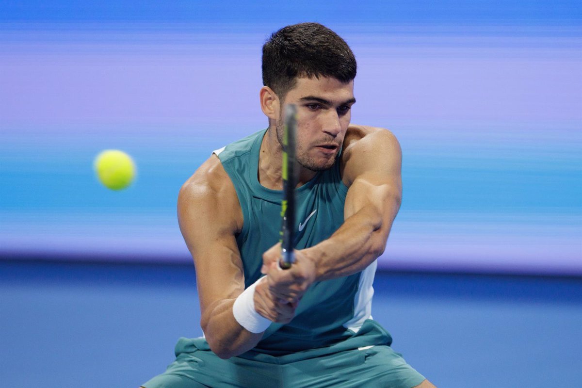 1741494834_Carlos-Alcaraz-impresiona-en-su-debut-en-Indian-Wells.jpg
