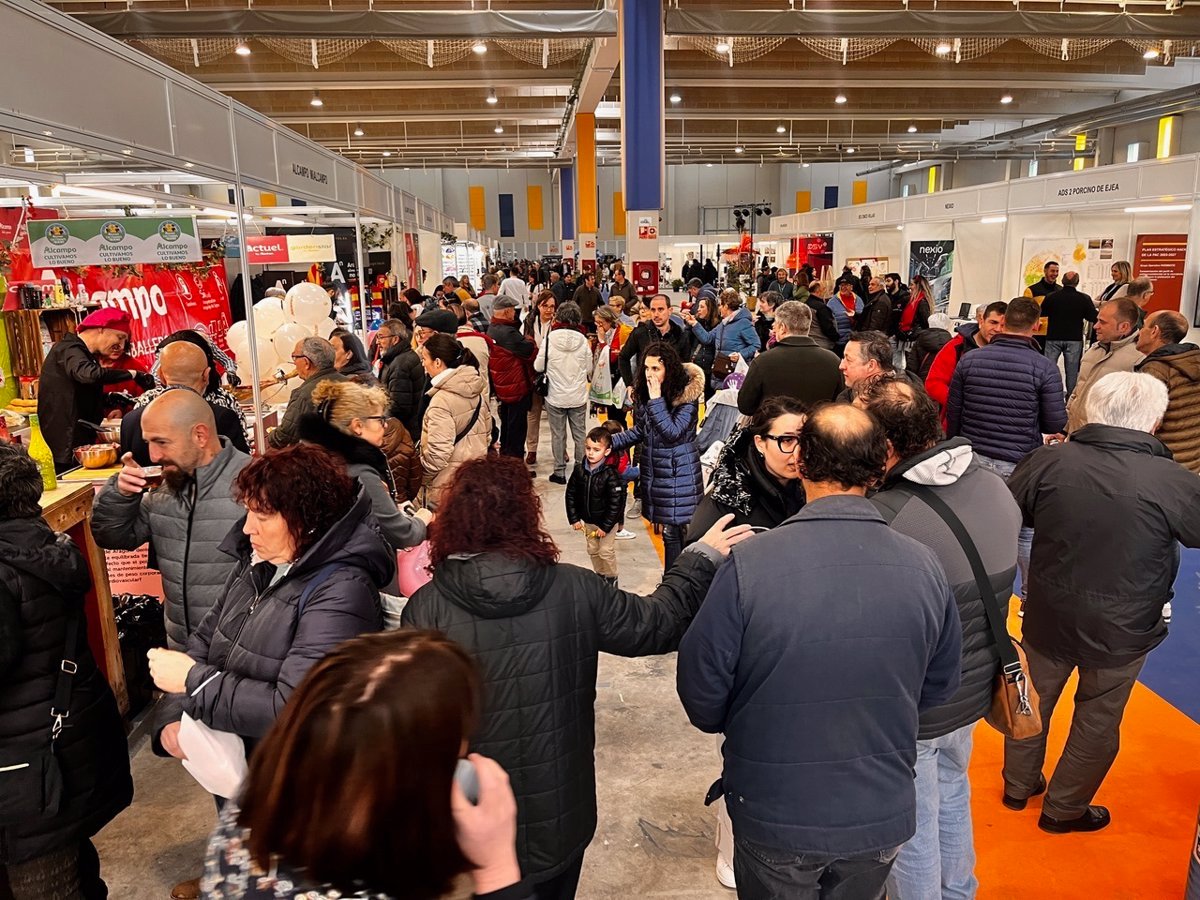 1742193236_Mas-de-24000-personas-visitan-la-exitosa-Feria-de-Ejea.jpg