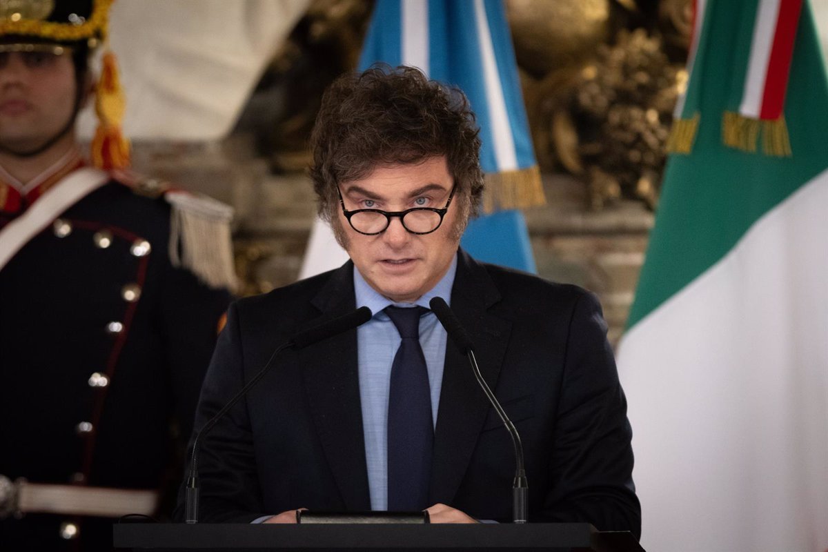 1742625776_Milei-suspende-los-efectos-de-la-venta-de-Telefonica-Argentina.jpg