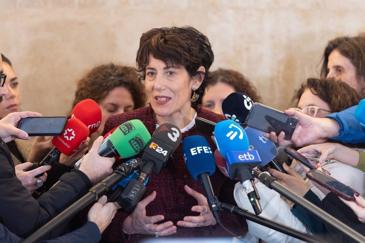 Comunidades-del-PP-rechazan-pacto-PSOE-Junts-Gobierno-alaba-responsabilidad-de.jpg