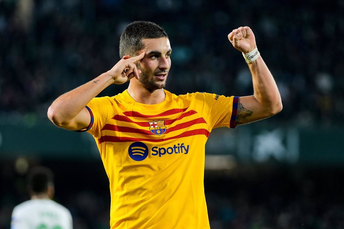 Tiburon-Torres-y-su-impacto-desde-el-banquillo.jpg