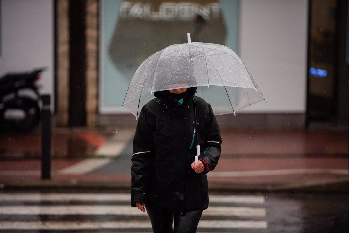 1744132136_Recomendaciones-ante-alerta-por-lluvias-en-Canarias.jpg