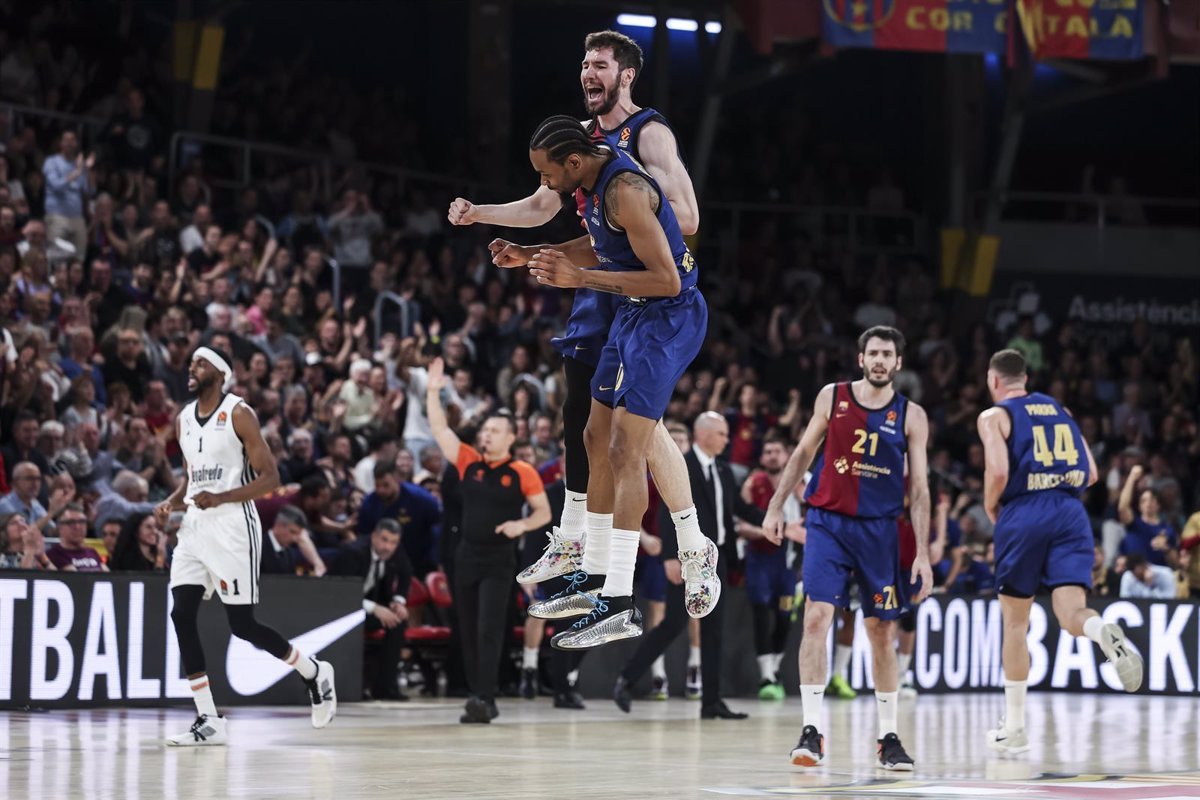 1744405445_El-Barca-lucha-para-asegurar-quinto-puesto-en-los-Playoffs.jpg