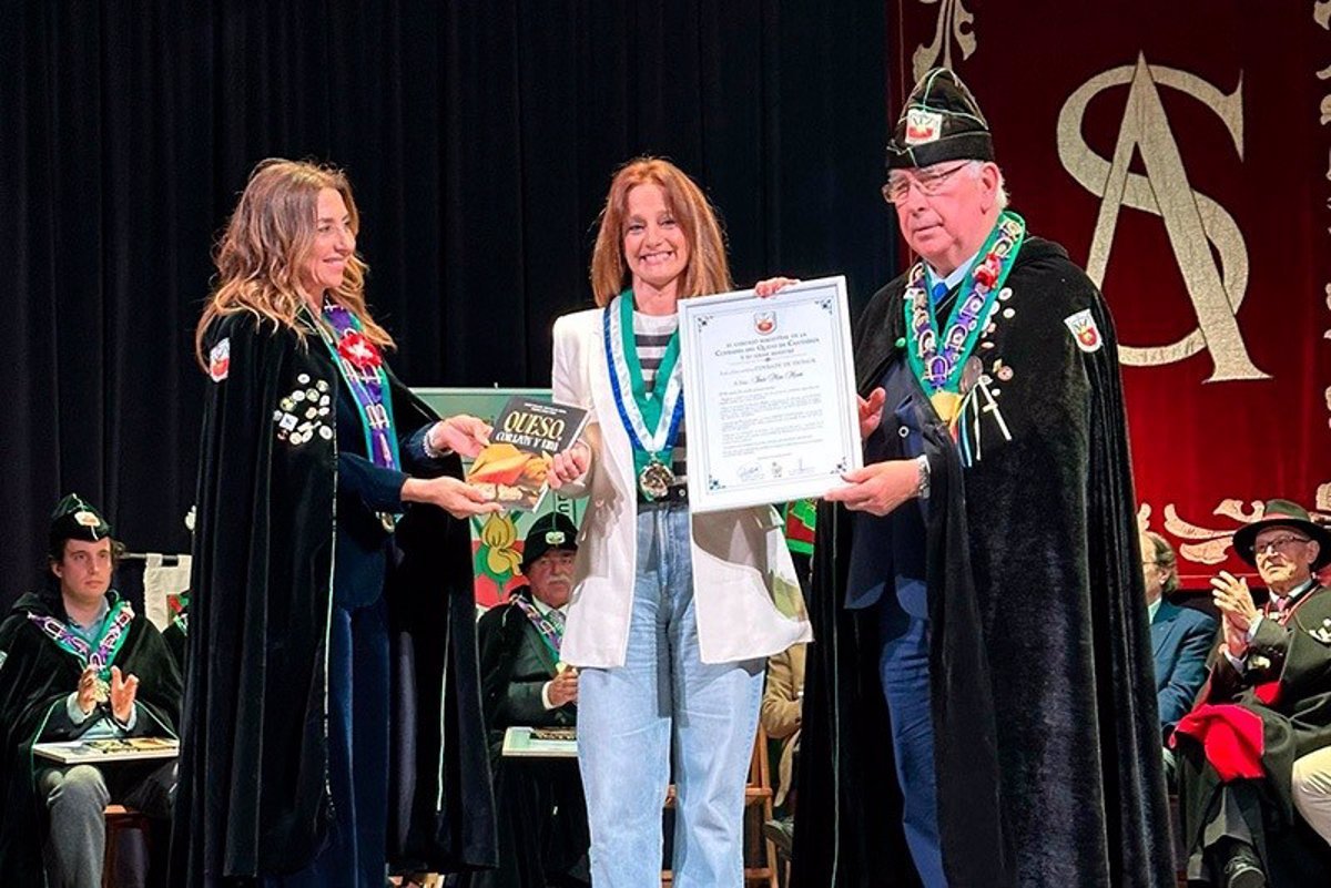 1745714176_La-Cofradia-del-Queso-nombra-a-directora-de-Cantur-su.jpg