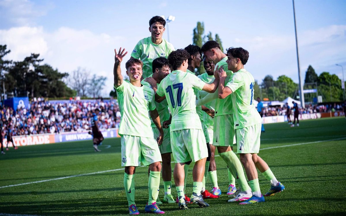 1745900985_El-FC-Barcelona-consigue-su-tercera-Youth-League-al-vencer.jpg