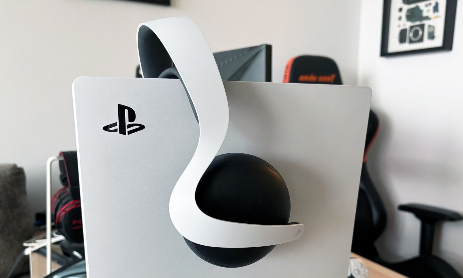 The PlayStation Pulse Elite wireless gaming headset.