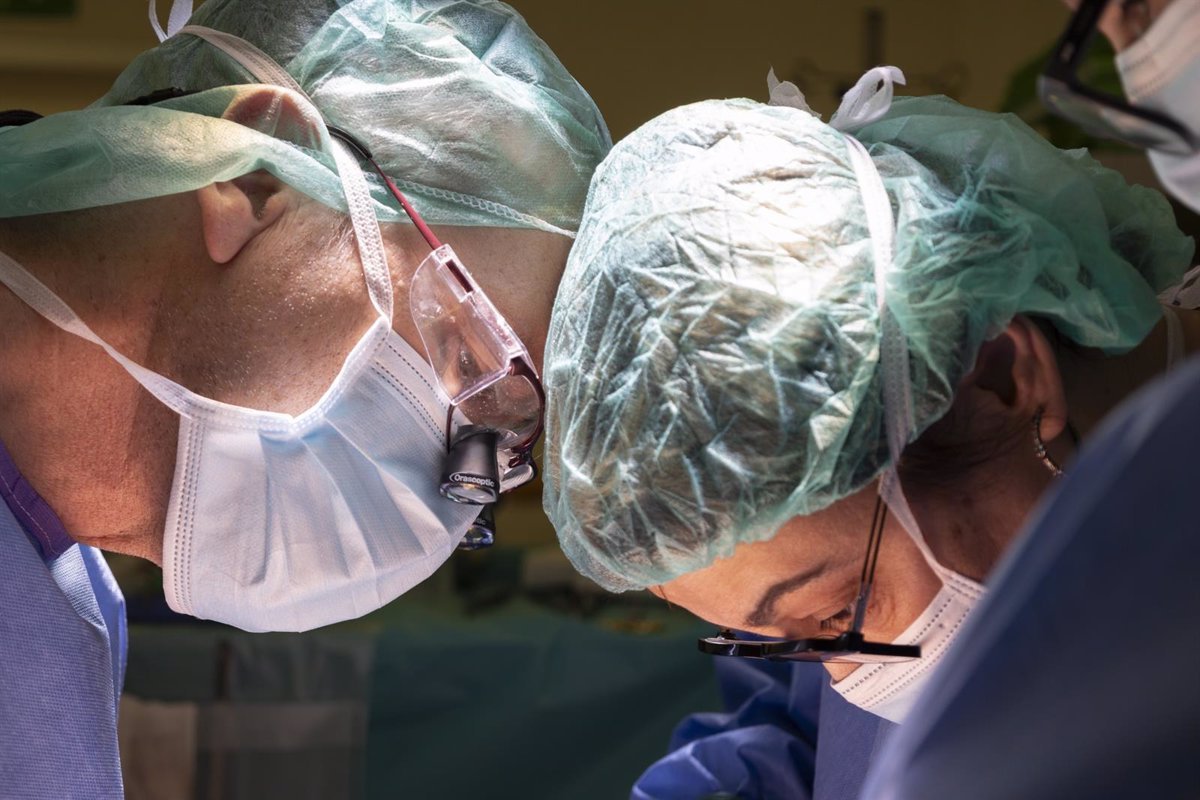El-Hospital-de-Bellvitge-realiza-nueva-tecnica-para-extirpar-cancer.jpg
