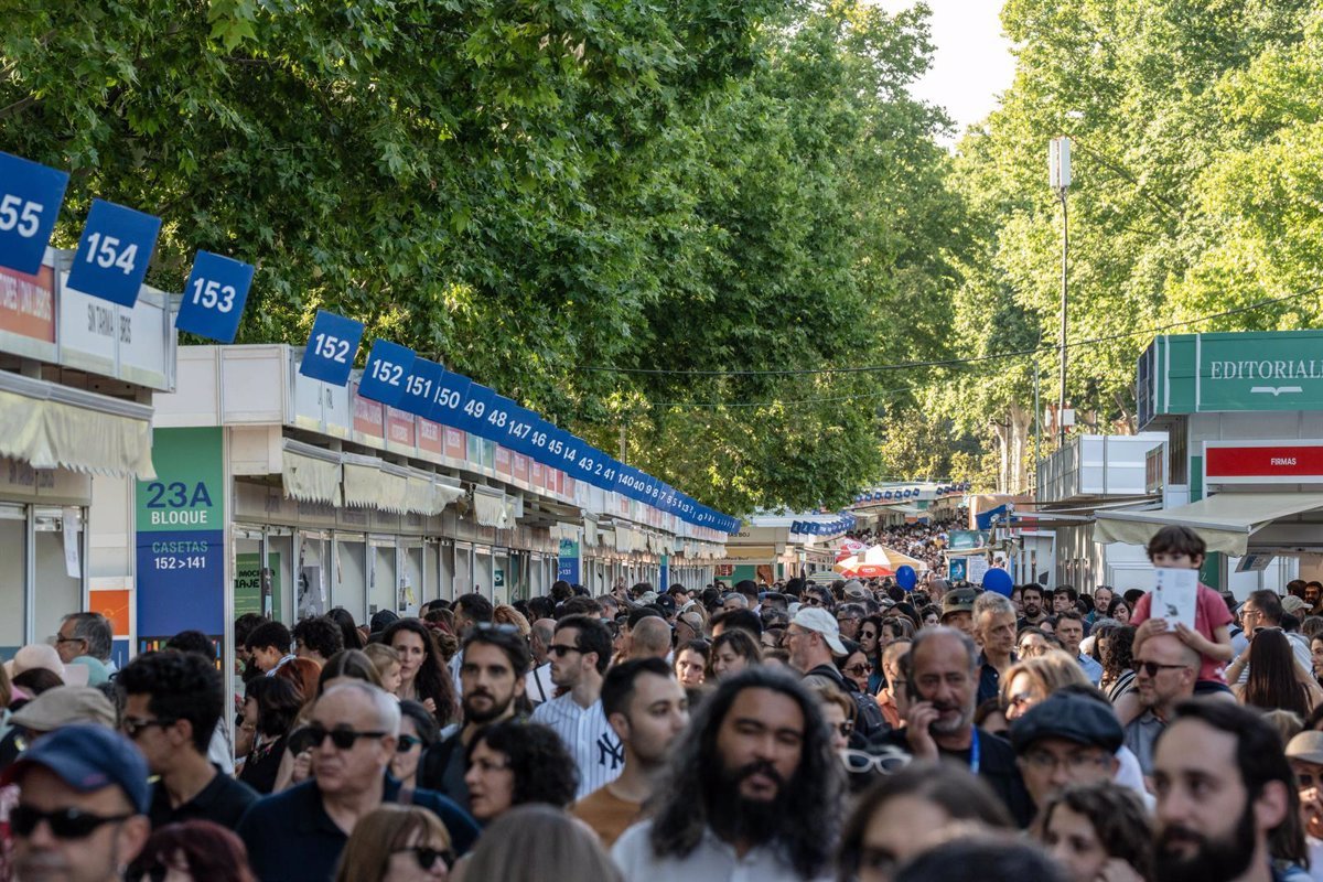 La-Feria-del-Libro-de-Madrid-rendira-homenaje-a-Vargas.jpg