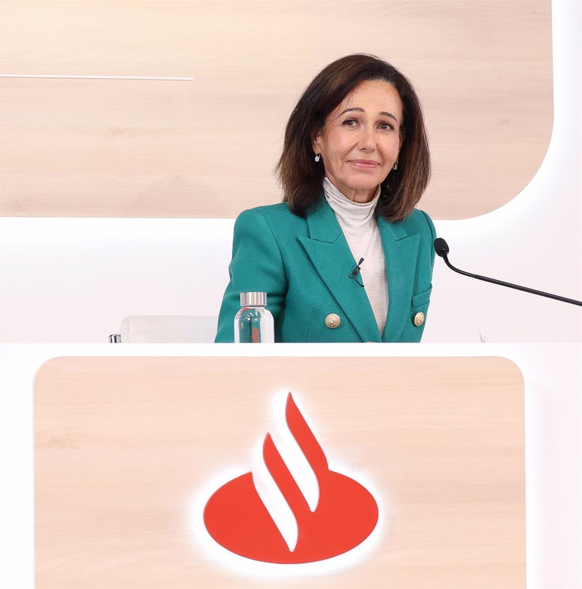 Santander-vende-el-49-de-su-filial-polaca-a-Erste.jpg