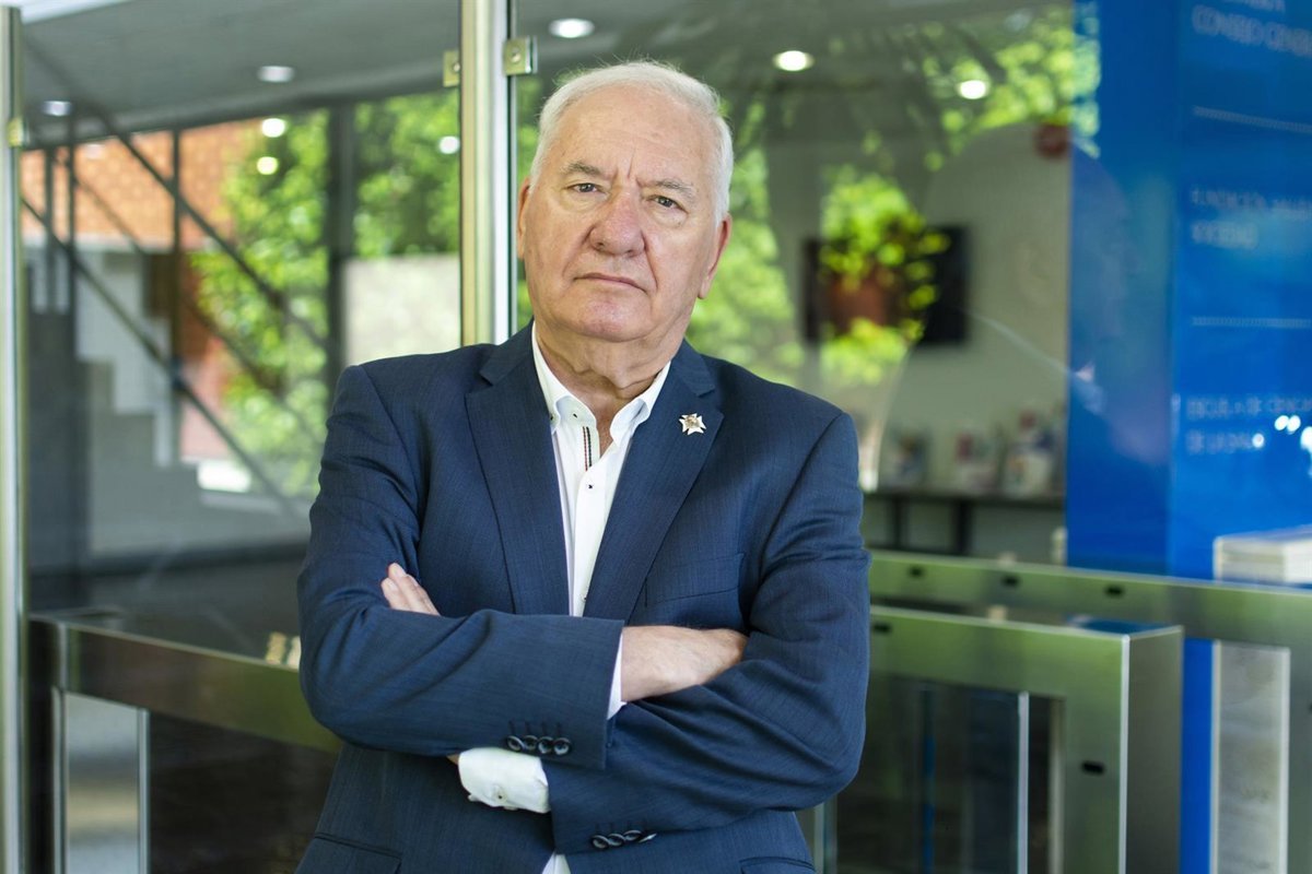 1750477742_El-CGE-reclama-financiacion-para-cuidados-enfermeros-a-pacientes-de.jpg
