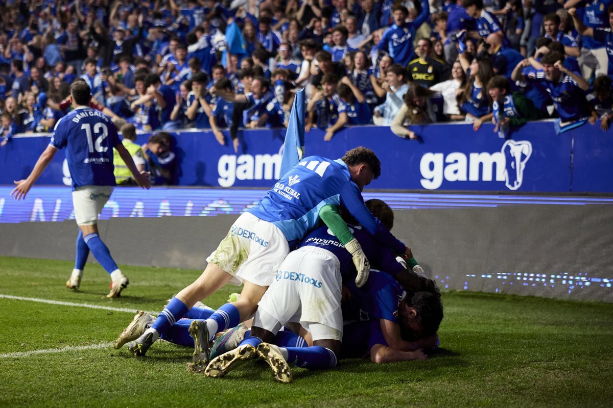 1750549903_El-Real-Oviedo-remonta-al-Mirandes-y-regresa-a-Primera.jpg