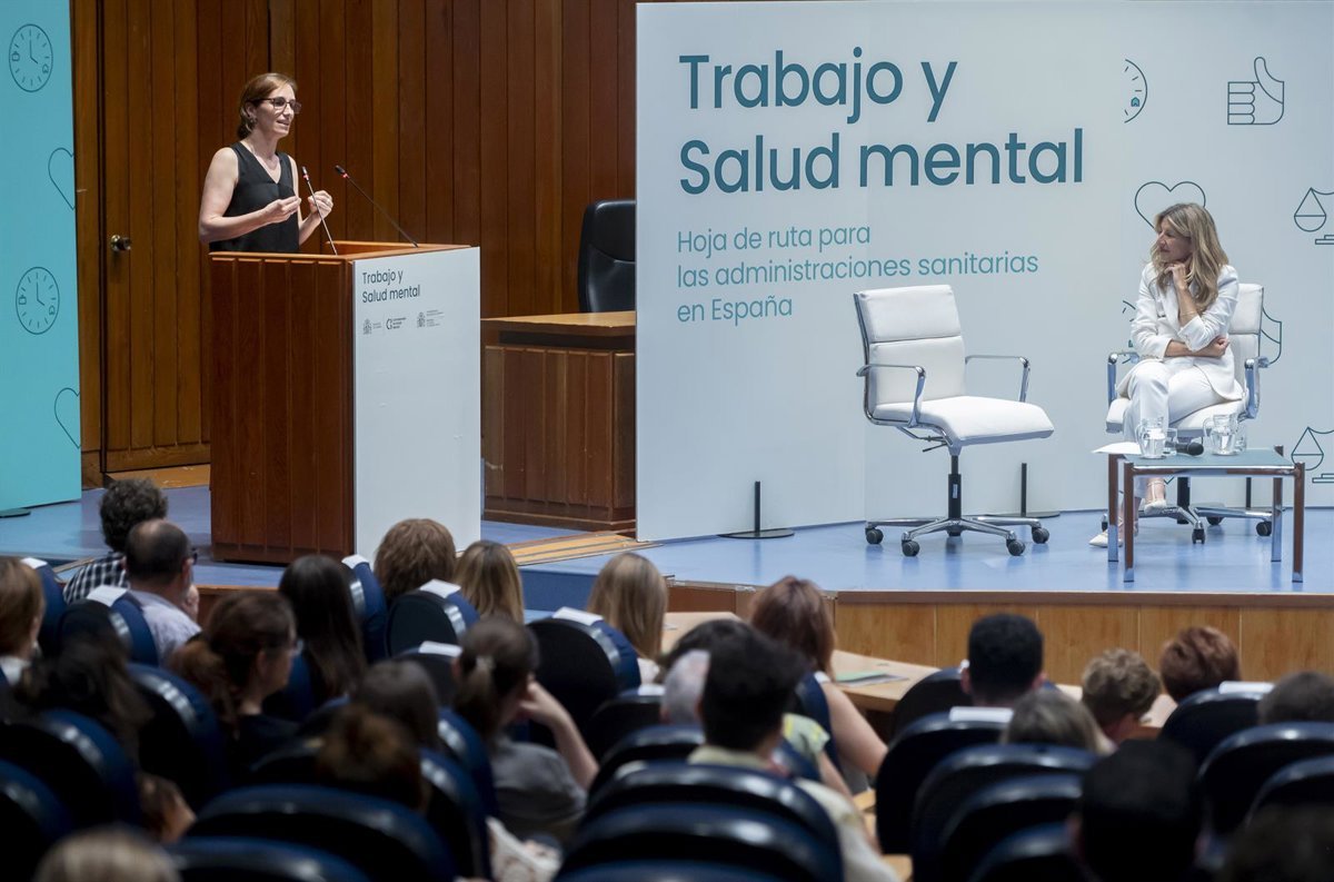 1750868201_Sanidad-y-Trabajo-proponen-incluir-condiciones-laborales-en-la-historia.jpg