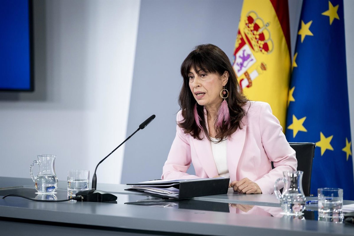 Redondo-insta-a-poner-fin-a-la-violencia-contra-las.jpg