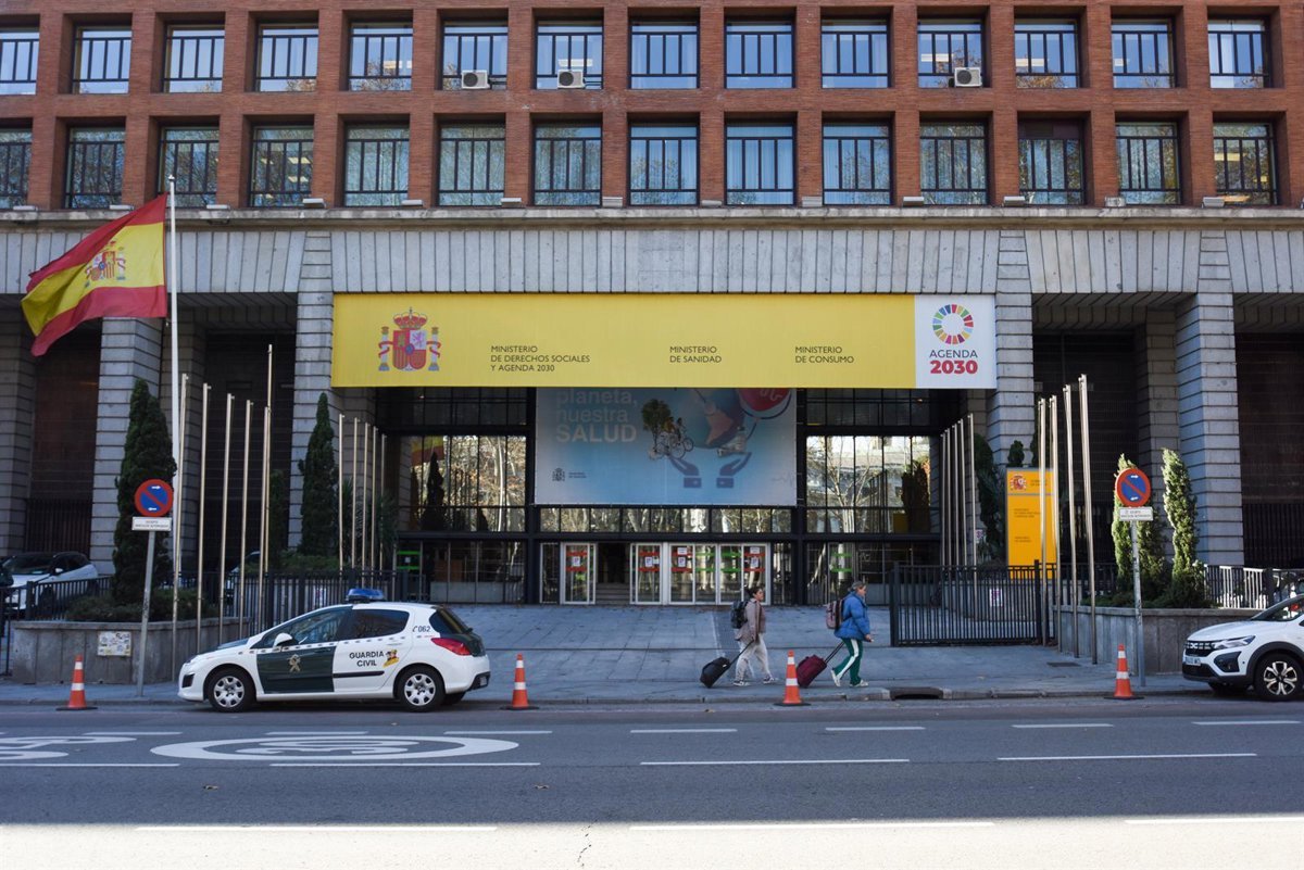 Sanidad-aumenta-plazas-de-Formacion-Sanitaria-Especializada-para-2026.jpg