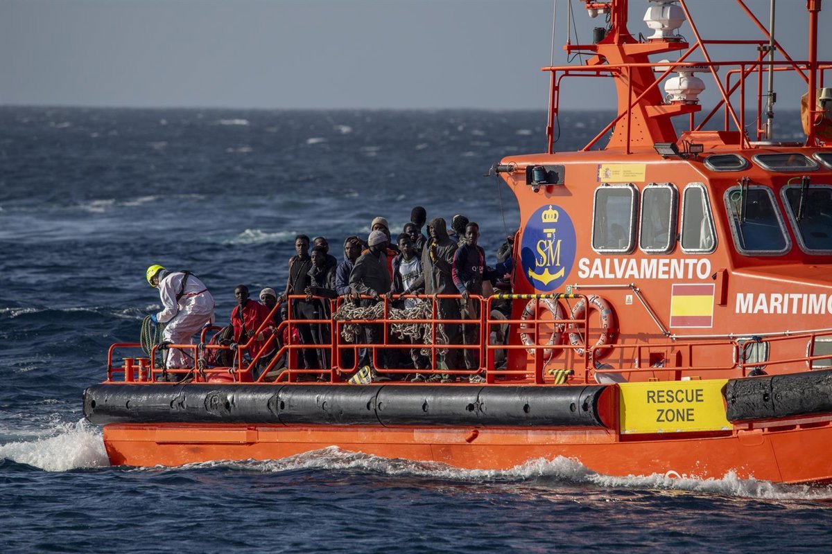 El-31-de-espanoles-cree-que-los-inmigrantes-sufren-mas.jpg