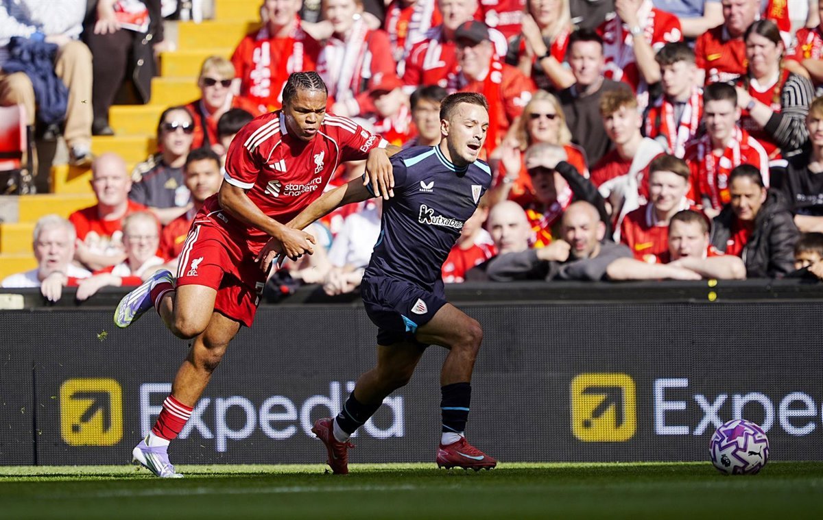 El-Athletic-sufre-doble-derrota-ante-el-Liverpool-en-Anfield.jpg