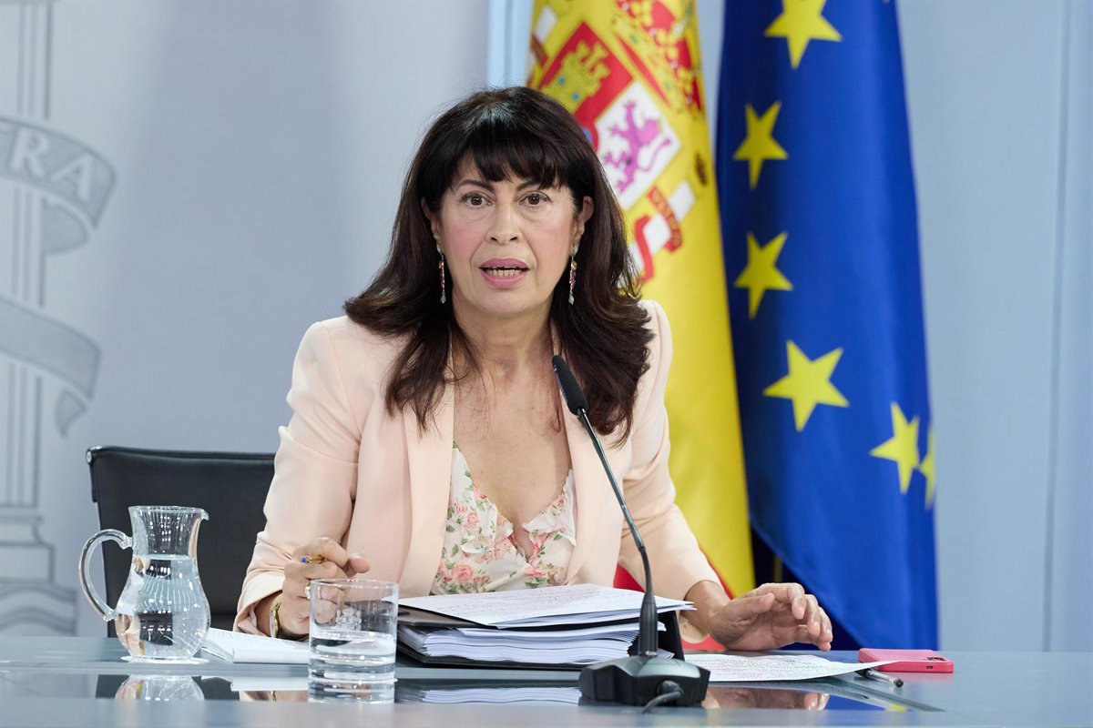Igualdad-incluye-el-proxenetismo-digital-en-su-ley-para-abolir.jpg