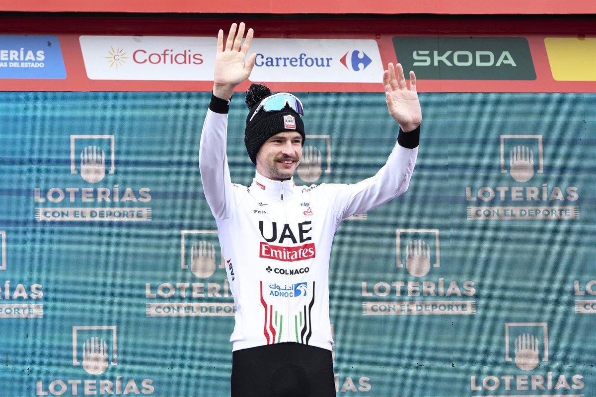 Jay-Vine-gana-etapa-en-La-Vuelta-Traeen-nuevo-lider.jpg