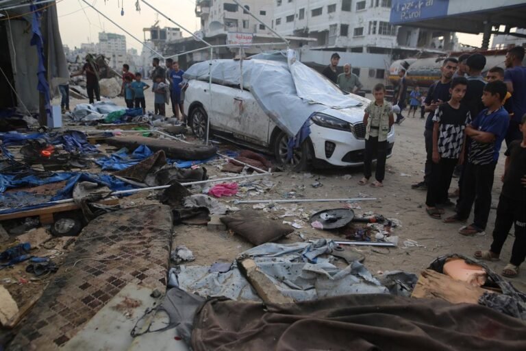 Mas-de-100-ONG-denuncian-bloqueo-de-ayuda-a-Gaza.jpg