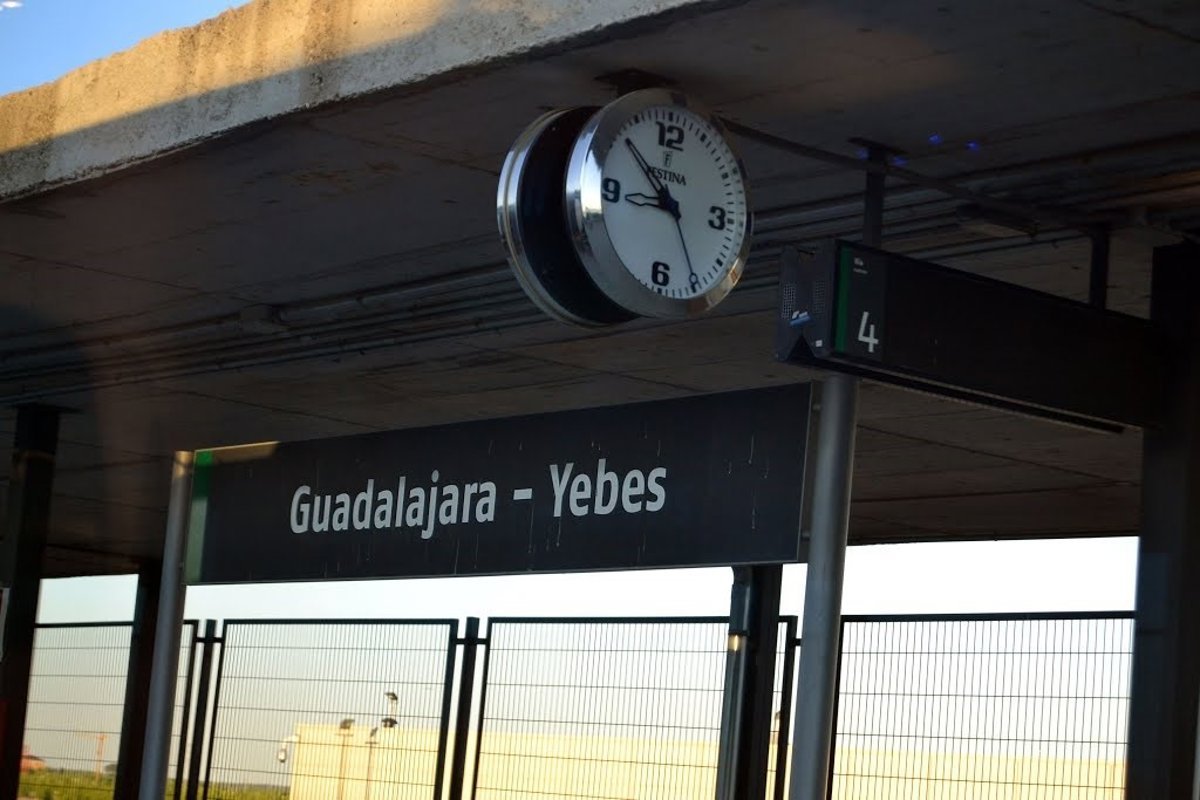 Restablecida-la-circulacion-de-la-alta-velocidad-entre-Madrid-y.jpg