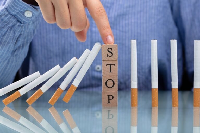 Industria-del-tabaco-contrata-ex-politicos-para-frenar-reformas-anti-tabaco.jpg