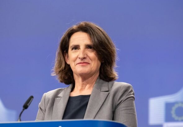 Multa-de-2950-millones-de-euros-a-Google-por-abuso.jpg