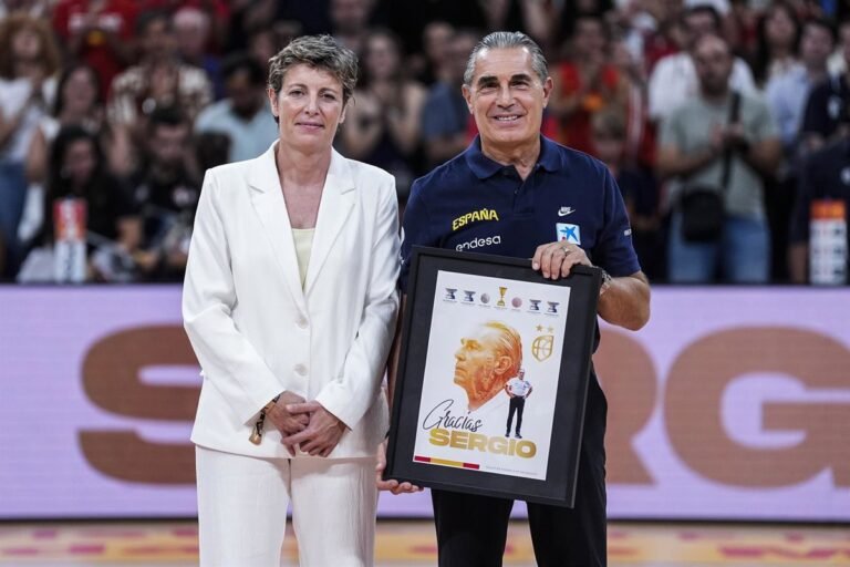 Scariolo-se-despide-como-seleccionador-mas-laureado-del-baloncesto-espanol.jpg