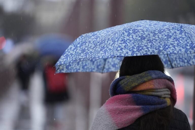 Aviso-amarillo-por-tormenta-y-lluvia-en-Cadiz-y-Huelva.jpg