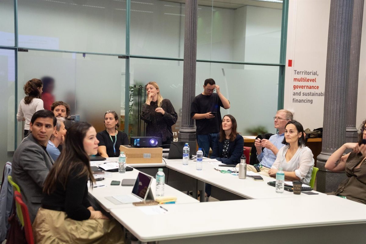 Barcelona-comparte-el-Pla-de-Barris-con-tecnicos-internacionales-de.jpg