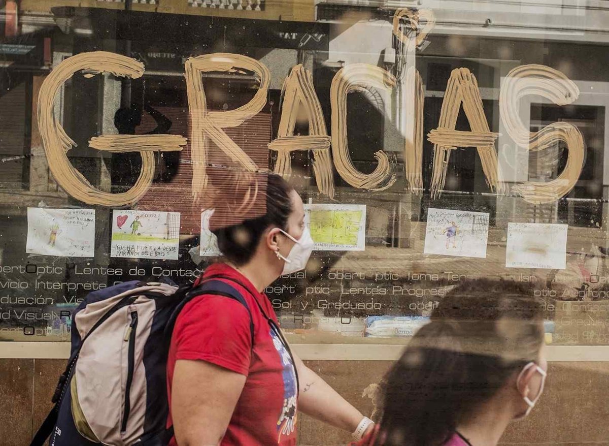 Caritas-apoya-a-mas-de-20000-personas-tras-la-dana.jpg