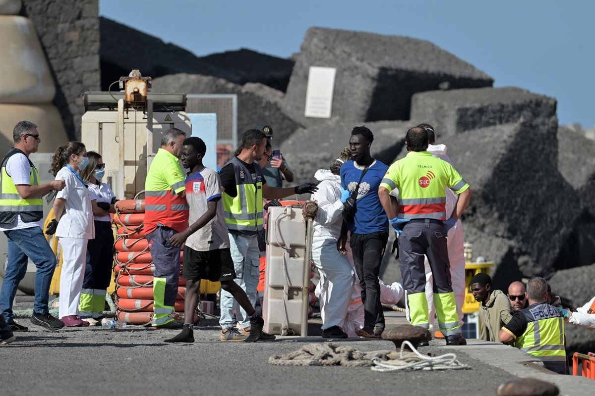 El-Gobierno-cumplira-auto-del-Supremo-y-pide-a-Canarias.jpg