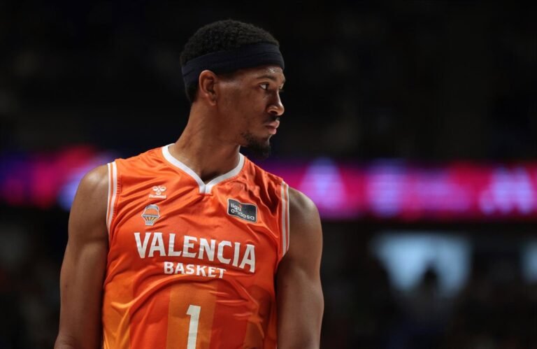 El-Valencia-Basket-se-impone-en-un-emocionante-duelo-ante.jpg