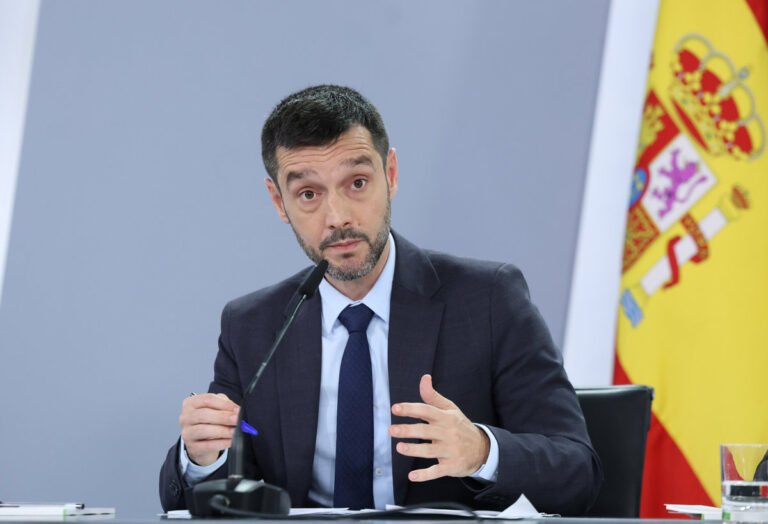 Gobierno-y-CCAA-financiaran-prestacion-de-hasta-10000-euros-al.jpg