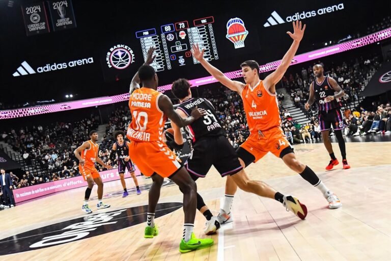 El-Valencia-Basket-cae-ante-el-Paris-Basketball-en-un.jpg
