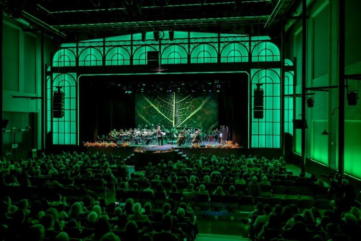 Concierto-navideno-de-La-Musica-del-Reciclaje-emociona-con-instrumentos.jpg