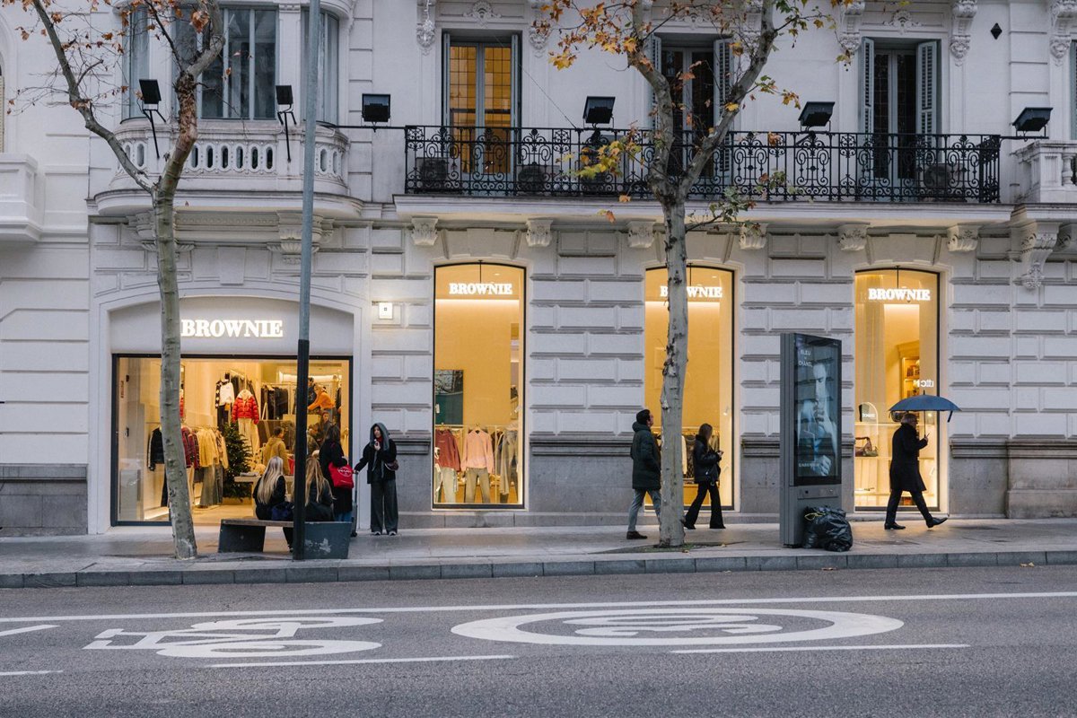 La-firma-Brownie-abre-su-flagship-en-Madrid-y-supera.jpg