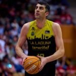 Unicaja-y-Tenerife-se-consolidan-en-zona-Copa-tras-sus.jpg