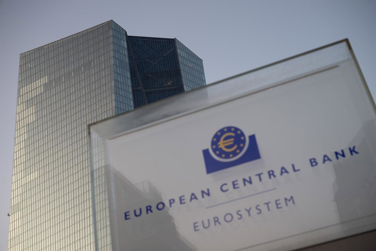 El-Eurogrupo-anuncia-los-seis-candidatos-a-la-vicepresidencia-del.jpg