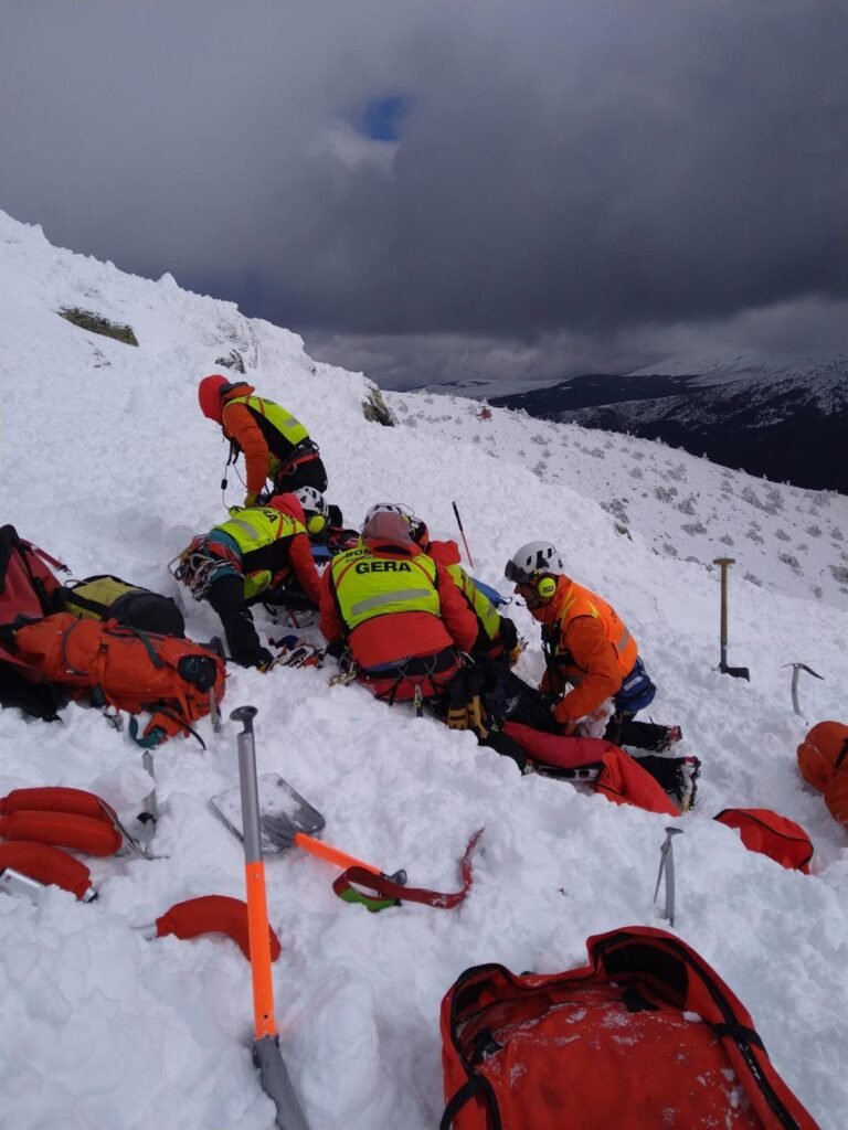 Herido-leve-esquiador-de-25-anos-en-alud-en-Penalara.jpg