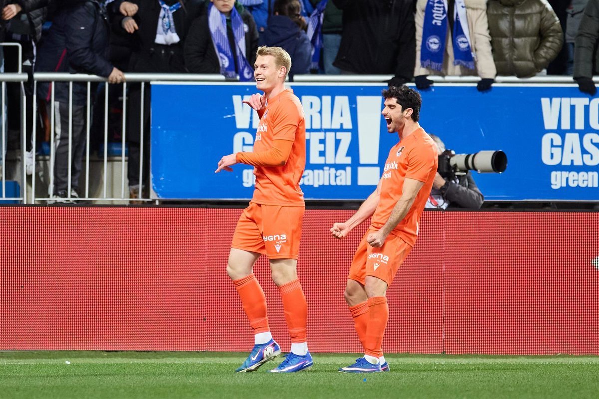 La-Real-remonta-al-Alaves-para-avanzar-en-la-Copa.jpg