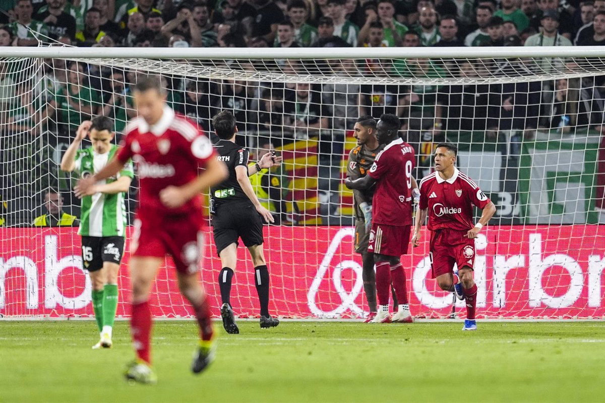 El-Elche-y-el-Espanyol-empatan-en-un-emocionante-duelo.jpg