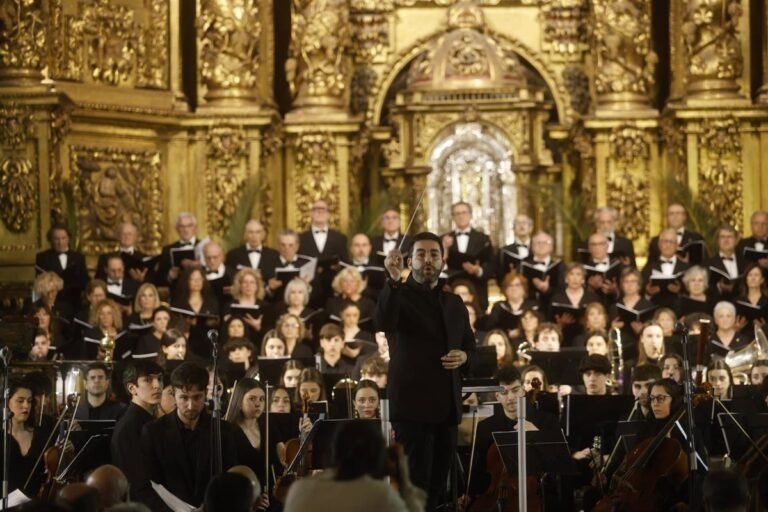 Exito-en-el-estreno-absoluto-del-oratorio-La-Pasion-de.jpg