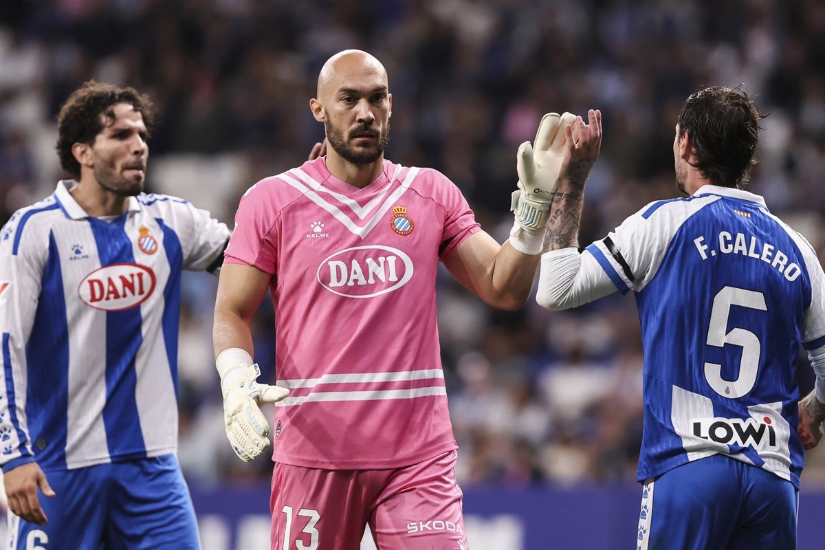 Marko-Dmitrovic-salva-un-punto-para-el-Espanyol-ante-el.jpg